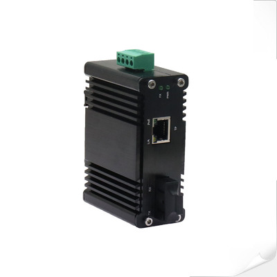 Mini Industrial 100/1000BASE-X Ke 10/100/1000BASE-T 30W PoE+ Media Converter